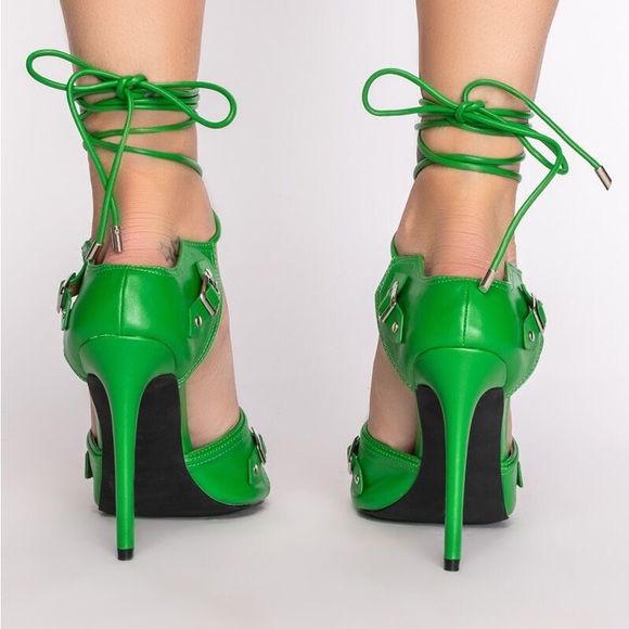 Super cute y2k strappy lace up open toed heels.💚 - Picture 4 of 11